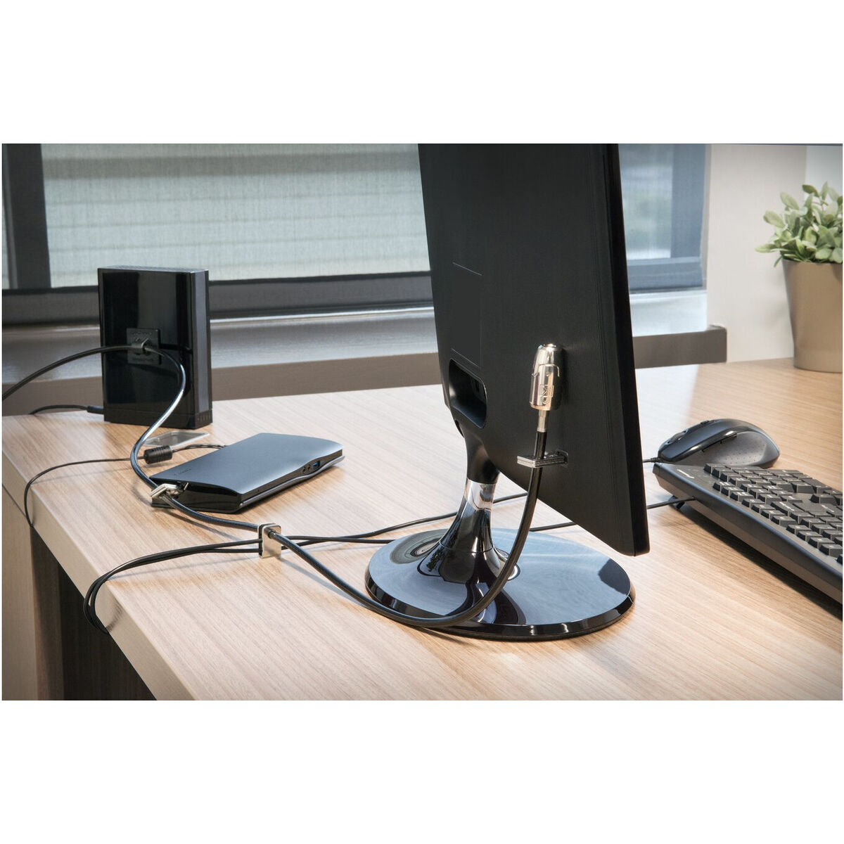 V4H8EEAB14FE301B48B7641FF18CFA049C2R6446385P2