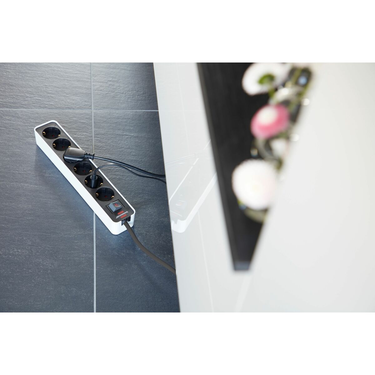 V2HB5962C5B18664A98CF393C560A571B5CR6623685P10