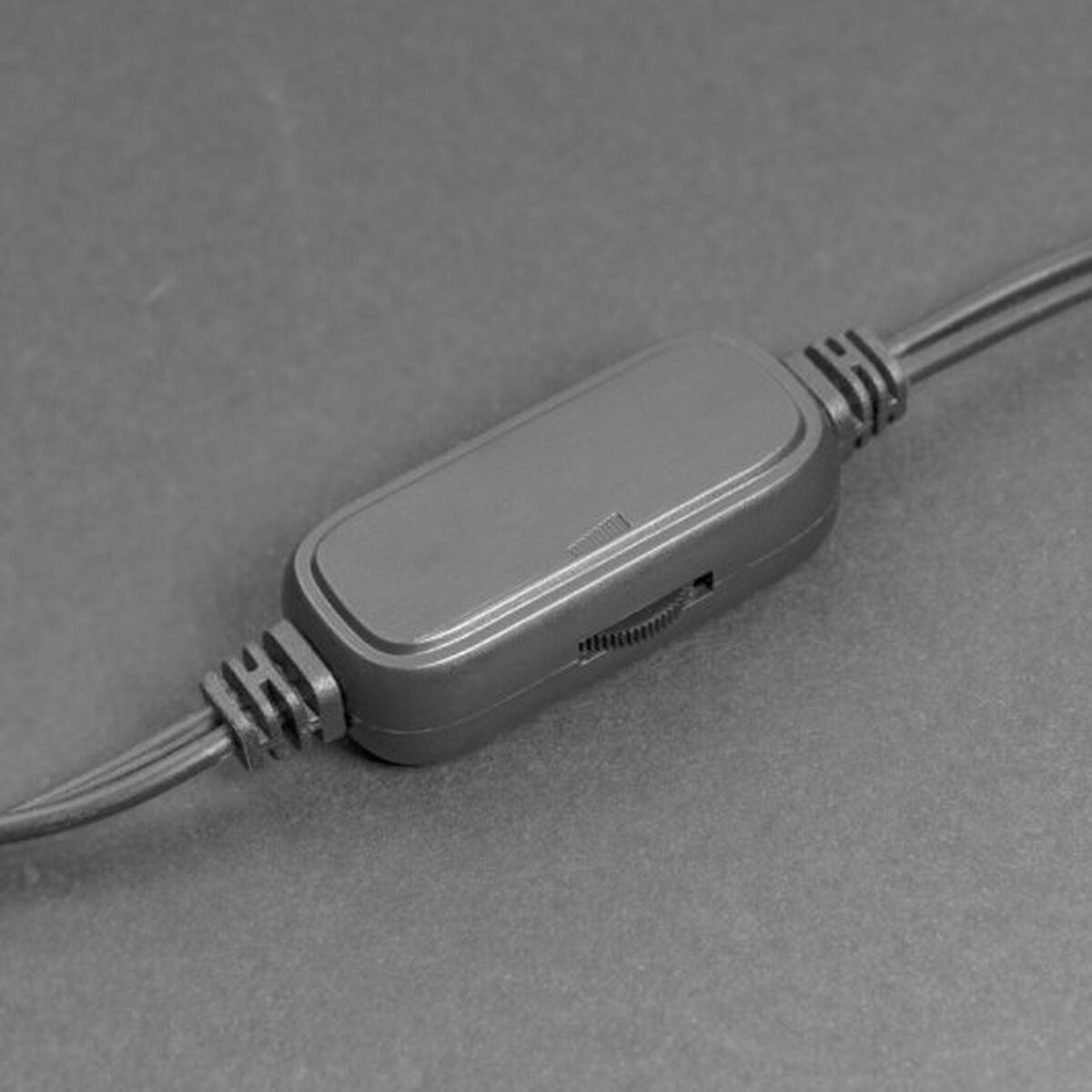 V4H440BFFD2542B1EABDDC45C8E437BCCCCR4306319P3