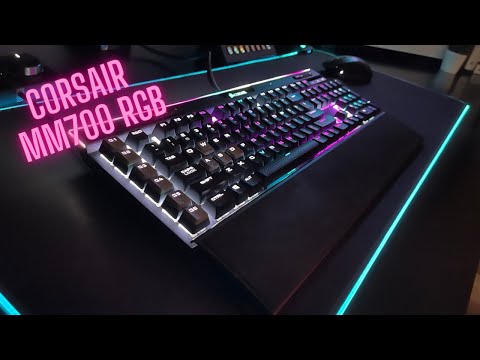 Gaming Mauspad mit Beleuchtung Corsair MM700 RGB Extended 3XL Schwarz (122 x 61 cm)