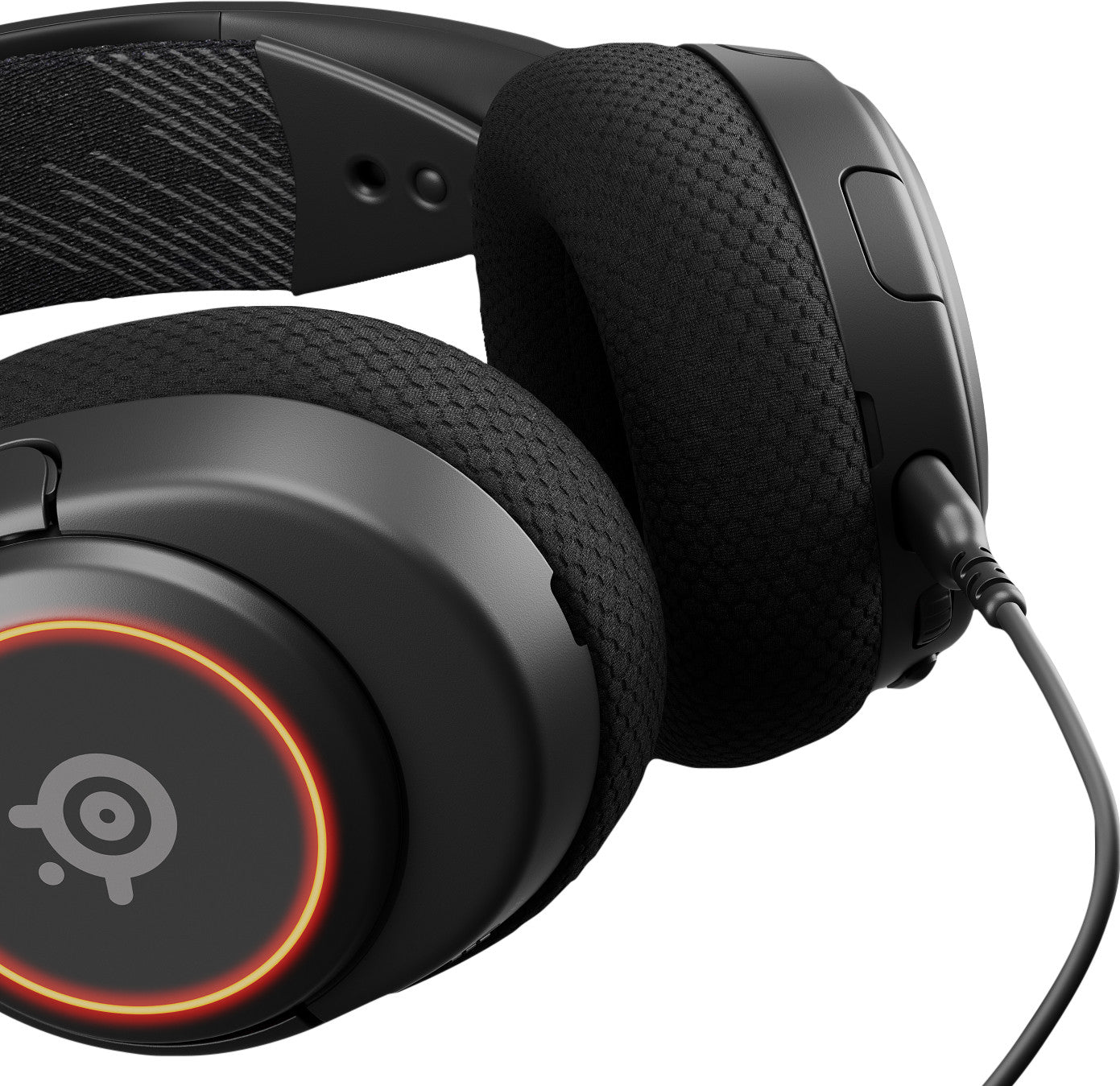 Wired gaming headset with microphone and lighting SteelSeries Arctis Nova 3 black